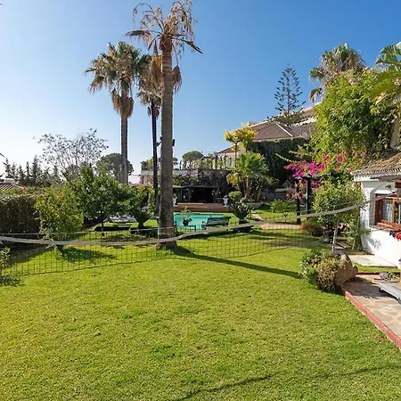 Holiday home Amazing With Stunning Outdoor Space & Views