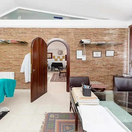 Amazing With Stunning Outdoor Space & Views Marbella