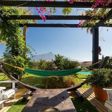 Amazing With Stunning Outdoor Space & Views *